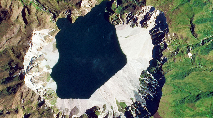 satellite images volcano eruption